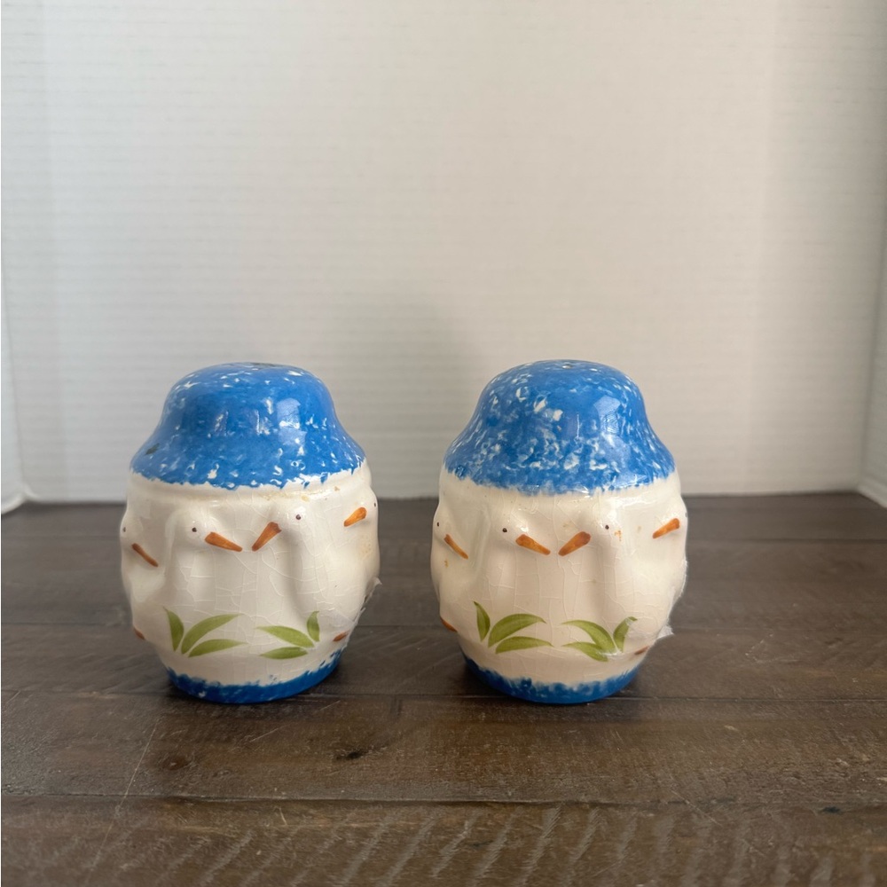Los Angeles Blue Stipple Duck Ceramic Salt and Pepper Shakers
